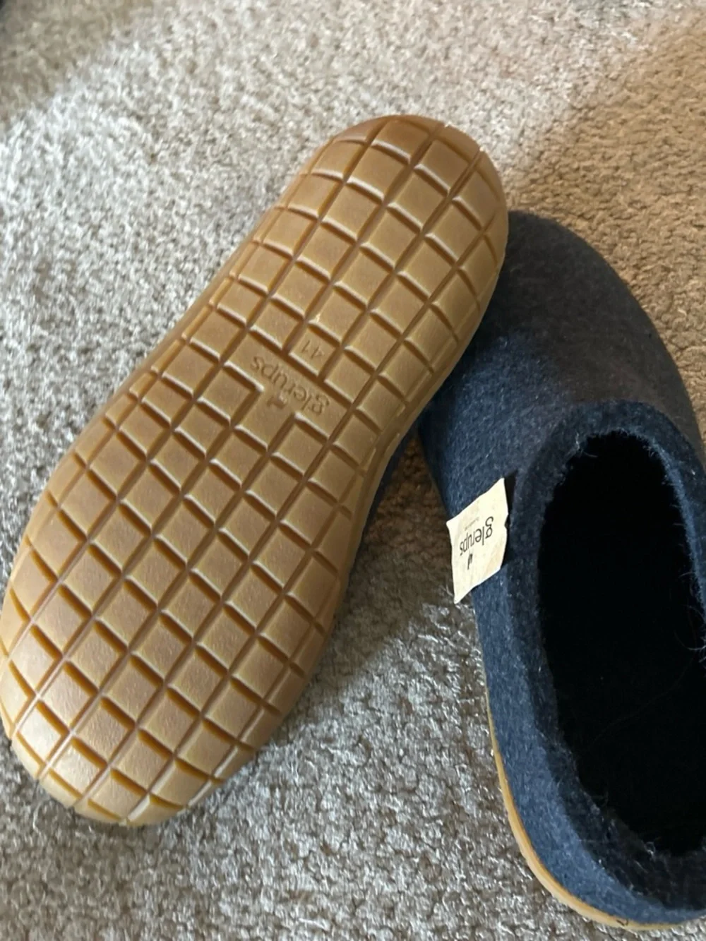 Glerups charcoal felt